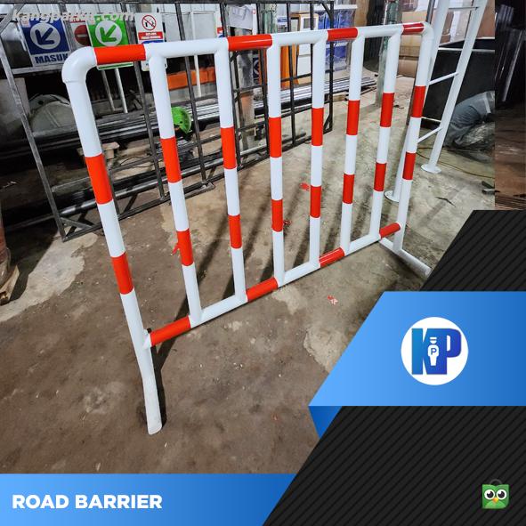 Road Barrier / Pagar Pembatas Besi