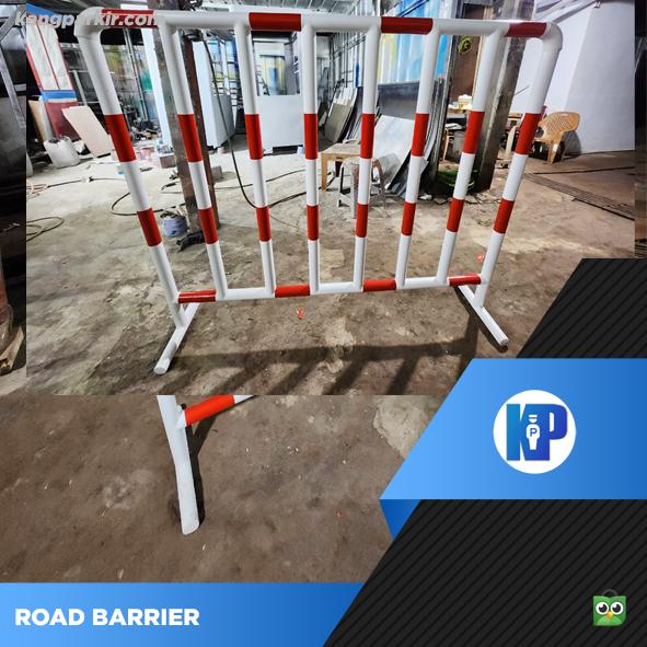 Road Barrier / Pagar Pembatas Besi